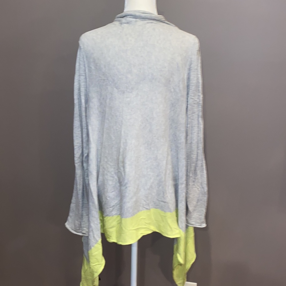 Express Light Sweater - Picture 2 of 2